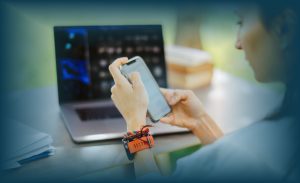 Dashboard HR analytics yang menunjukkan strategi retensi karyawan berbasis data